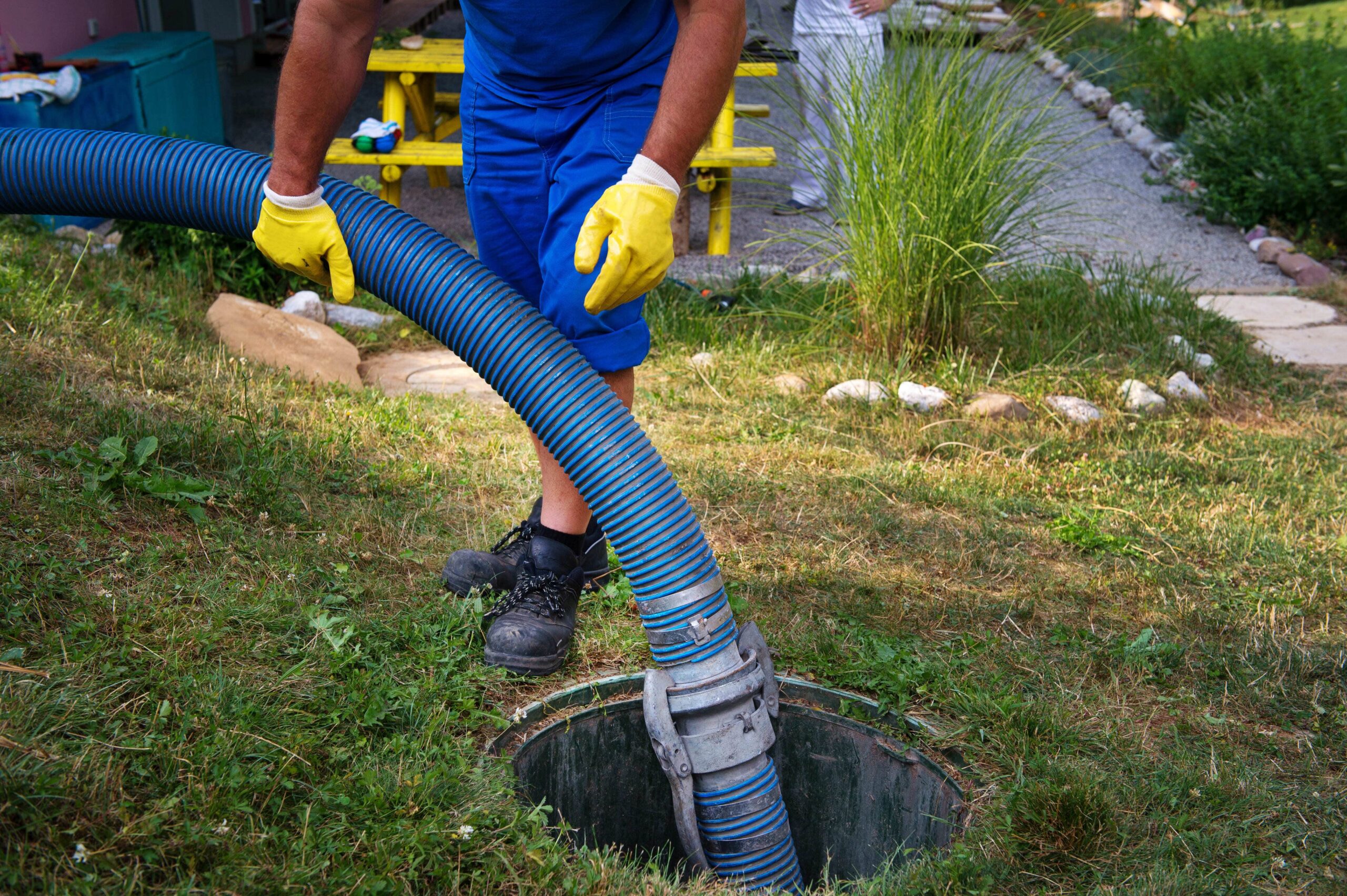 How Do You Know When To Empty A Septic Tank?